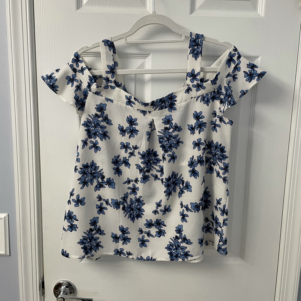 Papermoon Cold Shoulder Shirt